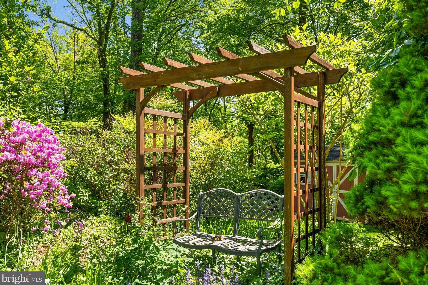 7211 Brookstone Ct, Rockville MD 20854-4838 exterior