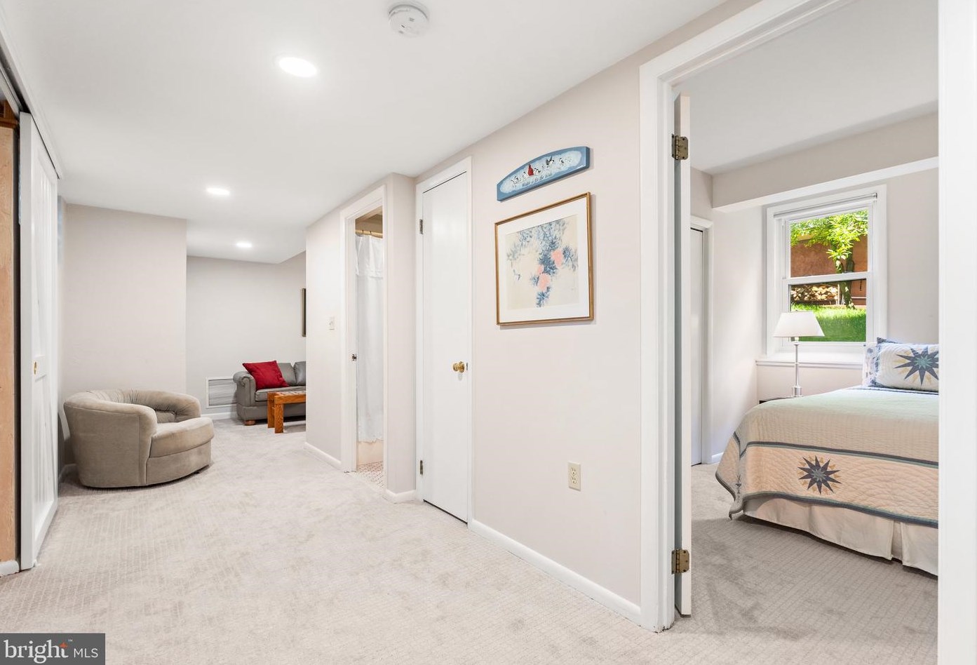 7211 Brookstone Ct, Rockville MD 20854-4838 exterior