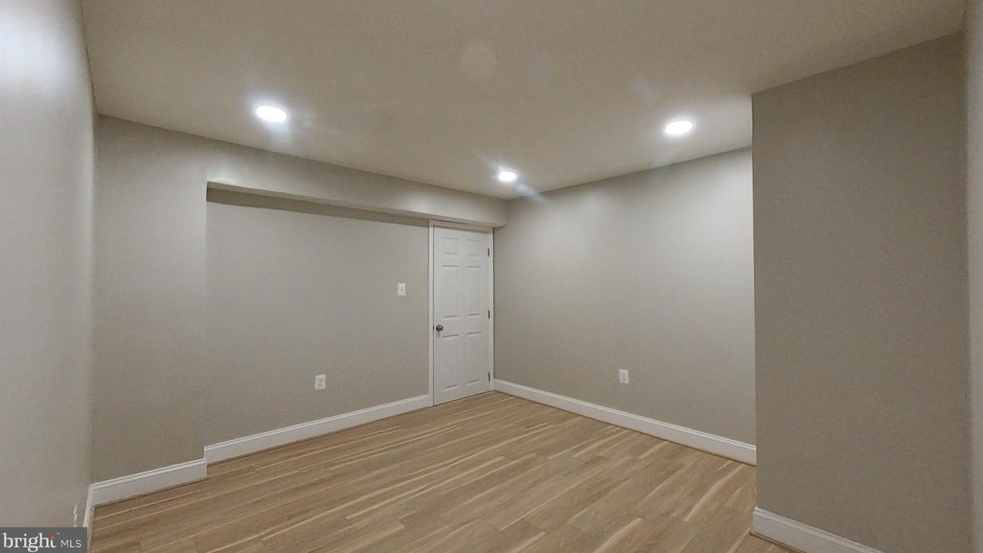 14008 Colesville Manor Pl, Silver Spring MD  20904-1100 exterior