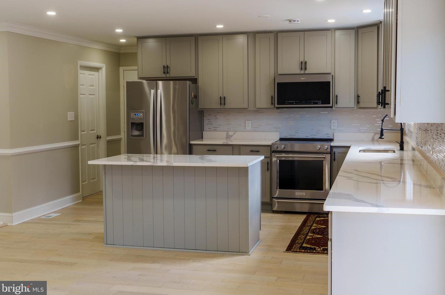 14008 Colesville Manor Pl, Silver Spring MD  20904-1100 exterior