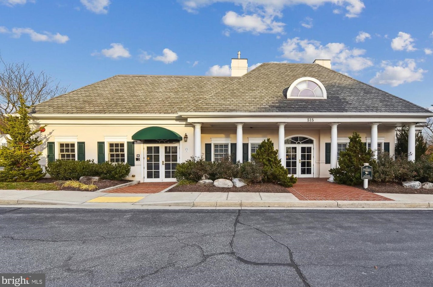 210 Painted Post Ln, Gaithersburg MD  20878-7856 exterior