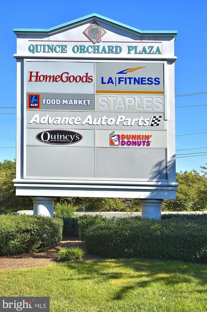 210 Painted Post Ln, Gaithersburg MD  20878-7856 exterior