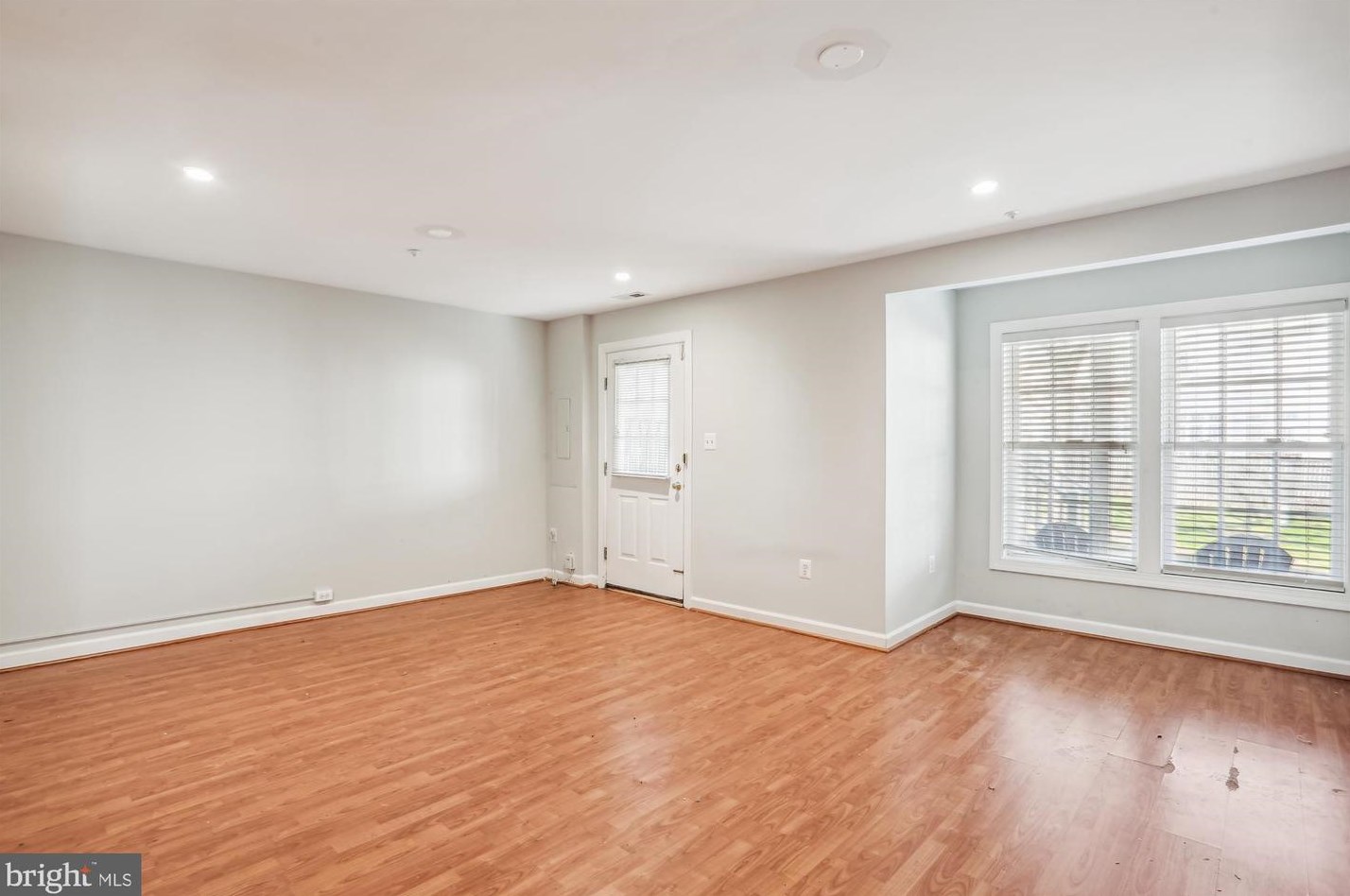 210 Painted Post Ln, Gaithersburg MD  20878-7856 exterior