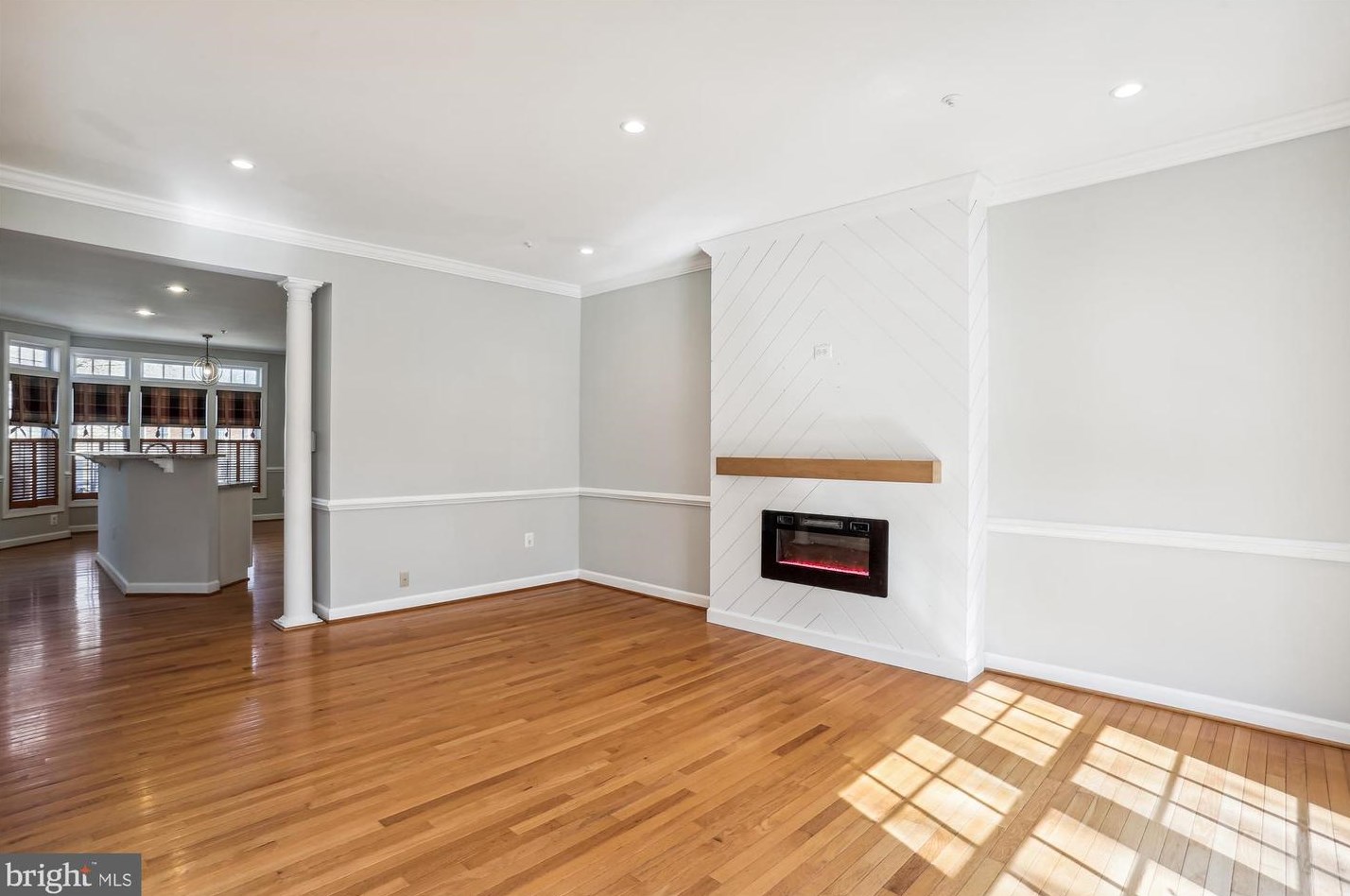 210 Painted Post Ln, Gaithersburg MD  20878-7856 exterior