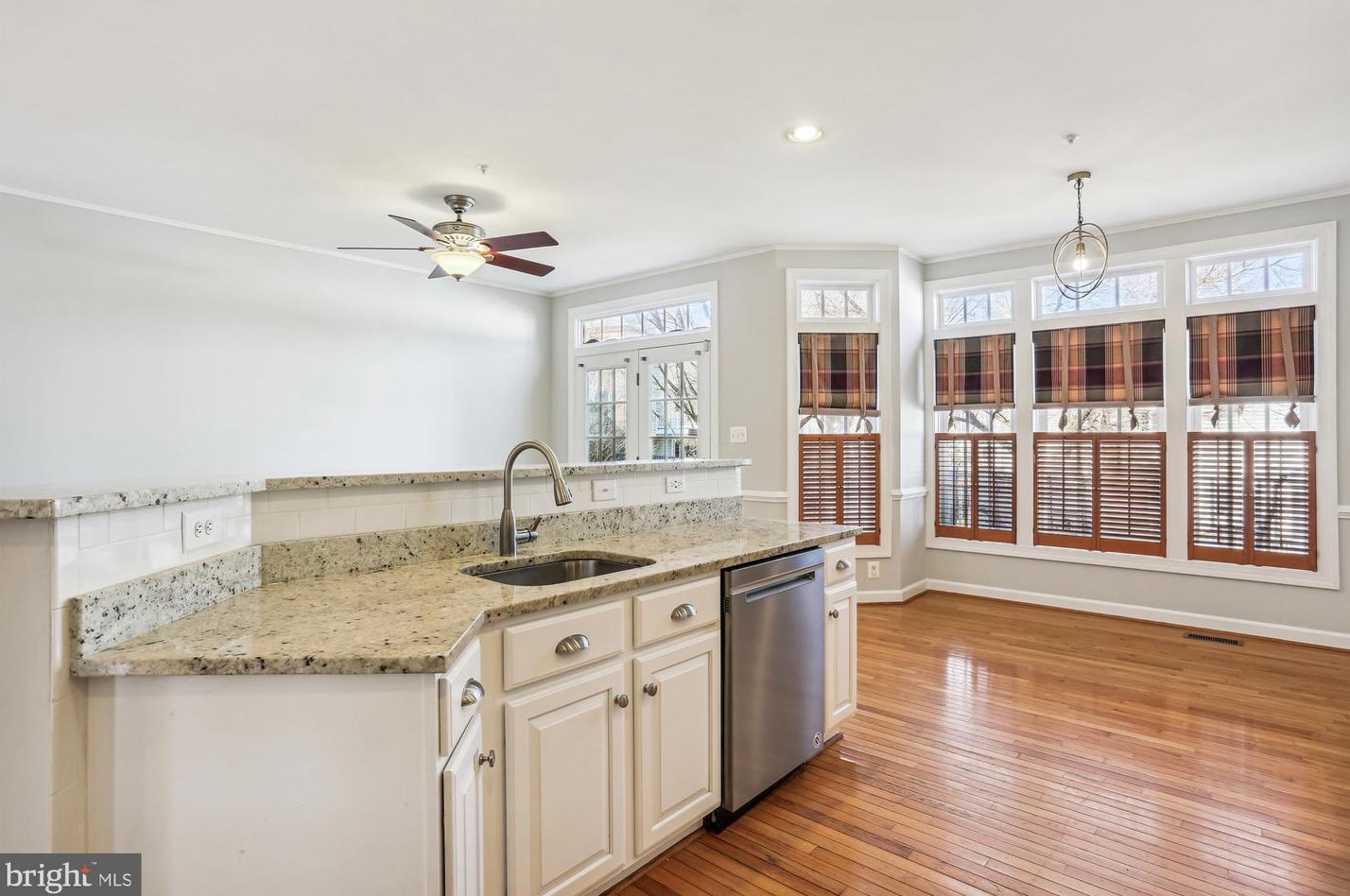 210 Painted Post Ln, Gaithersburg MD  20878-7856 exterior