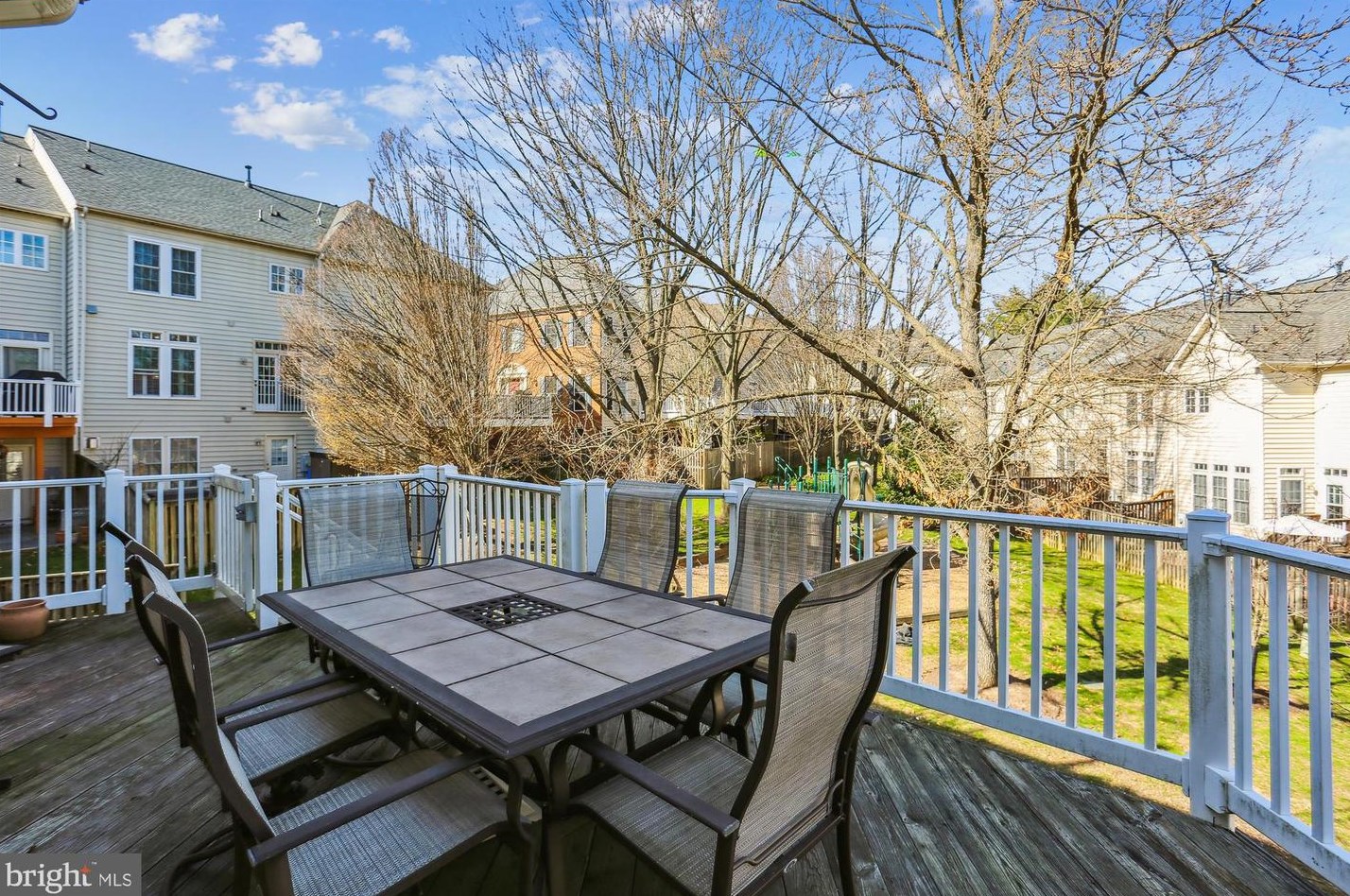 210 Painted Post Ln, Gaithersburg MD  20878-7856 exterior