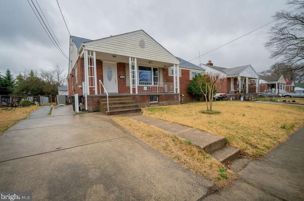 9616 Cottrell Ter, Silver Spring, MD 20903-2228