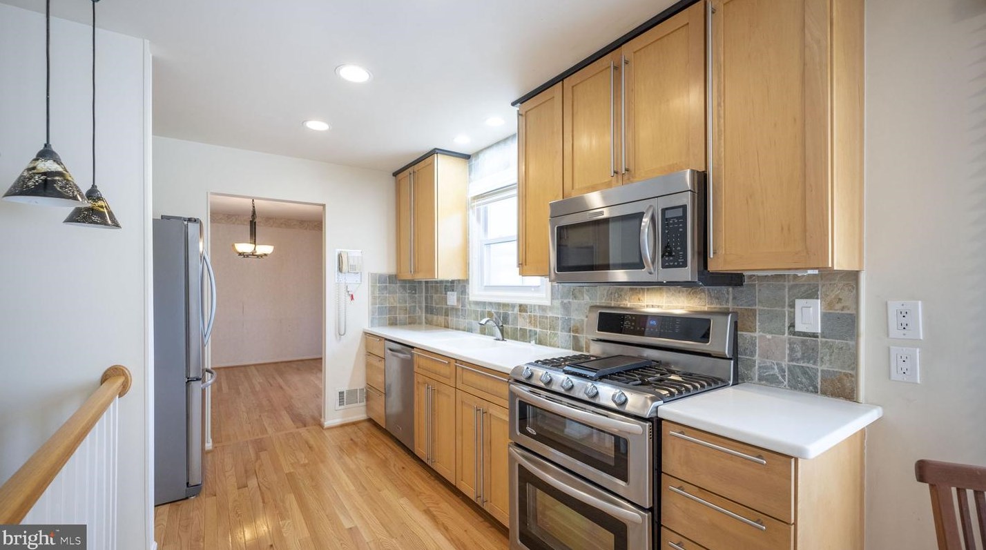 6604 Muncaster Mill Rd, Rockville, MD 20855-1540