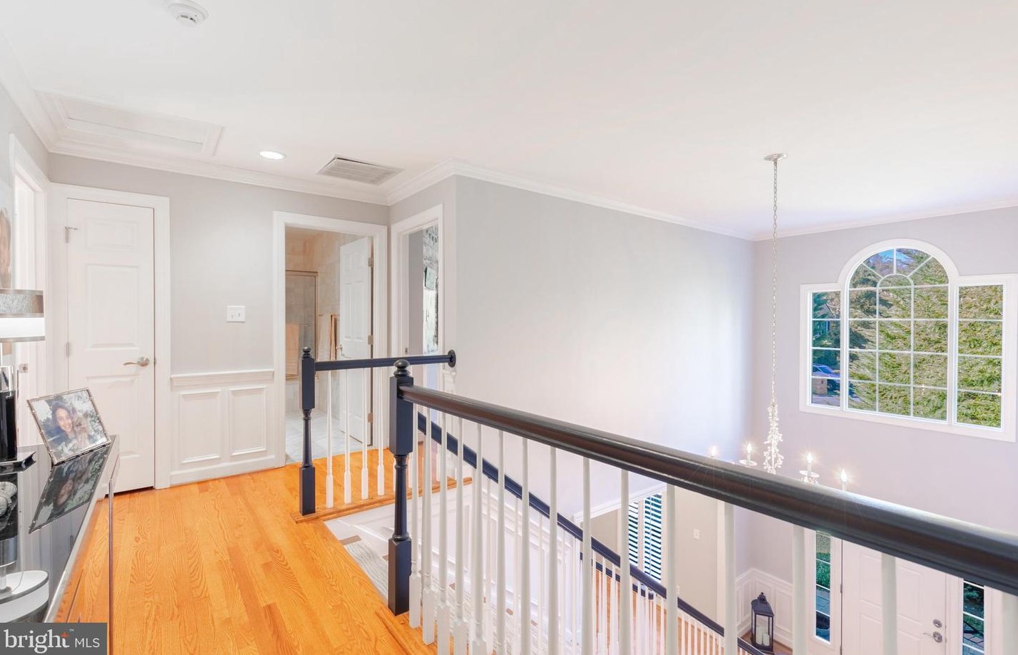 8800 Deer Hollow Ln, Rockville MD 20854-5440 exterior