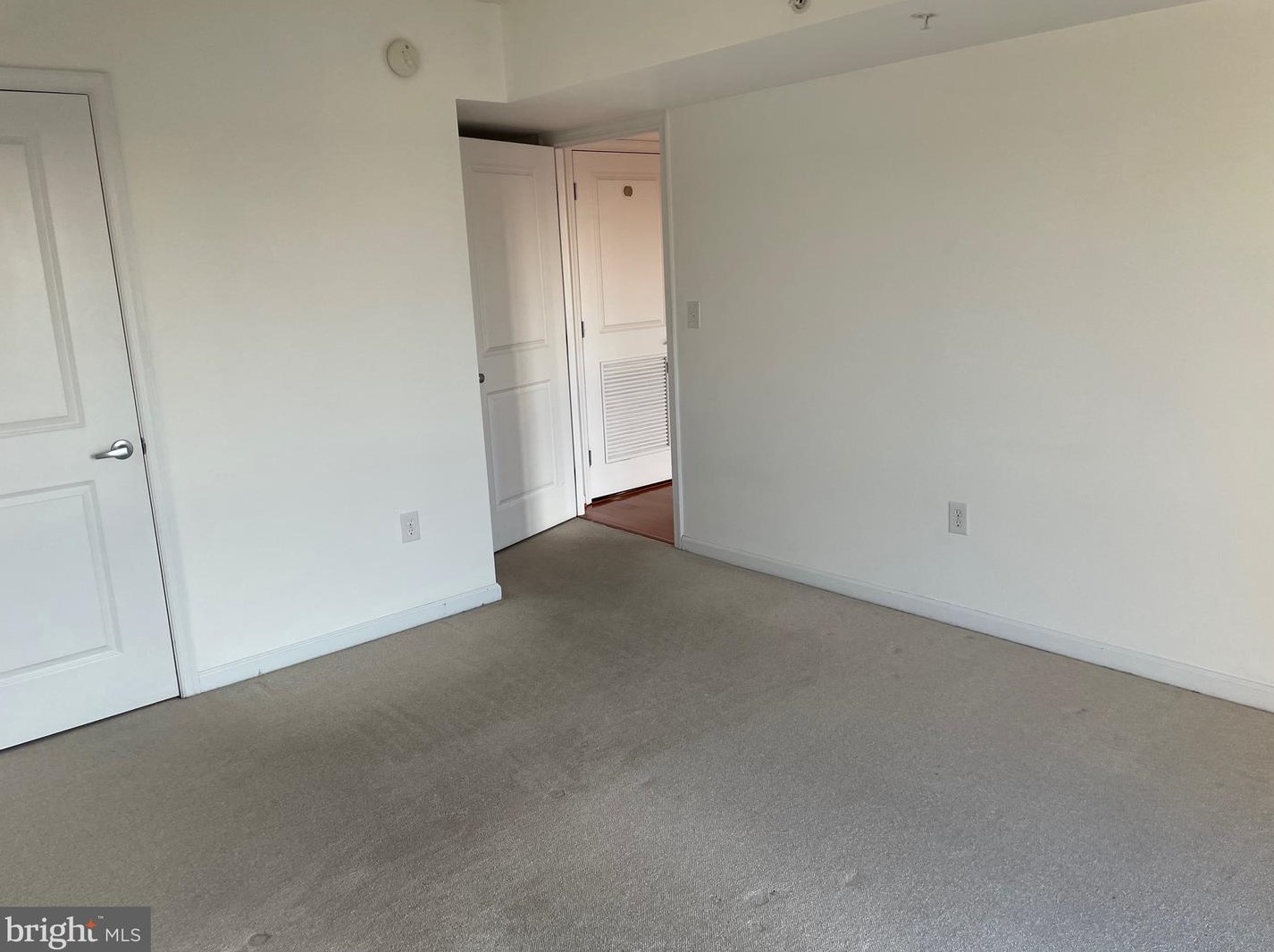 7923 Eastern Ave #803, Silver Spring, MD 20910