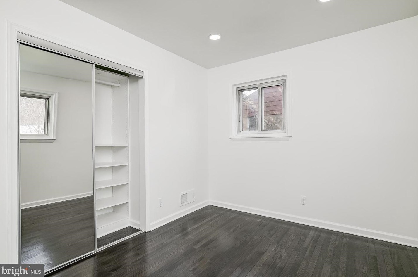 814 Orange Dr, Silver Spring MD 20901-1002 exterior