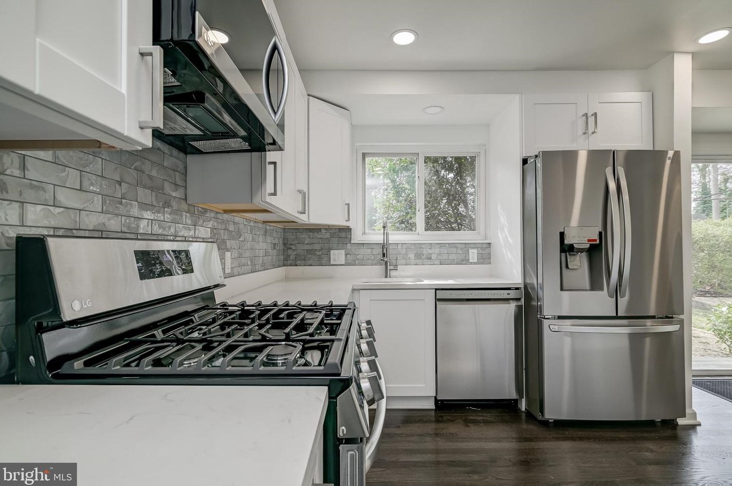 814 Orange Dr, Silver Spring MD 20901-1002 exterior