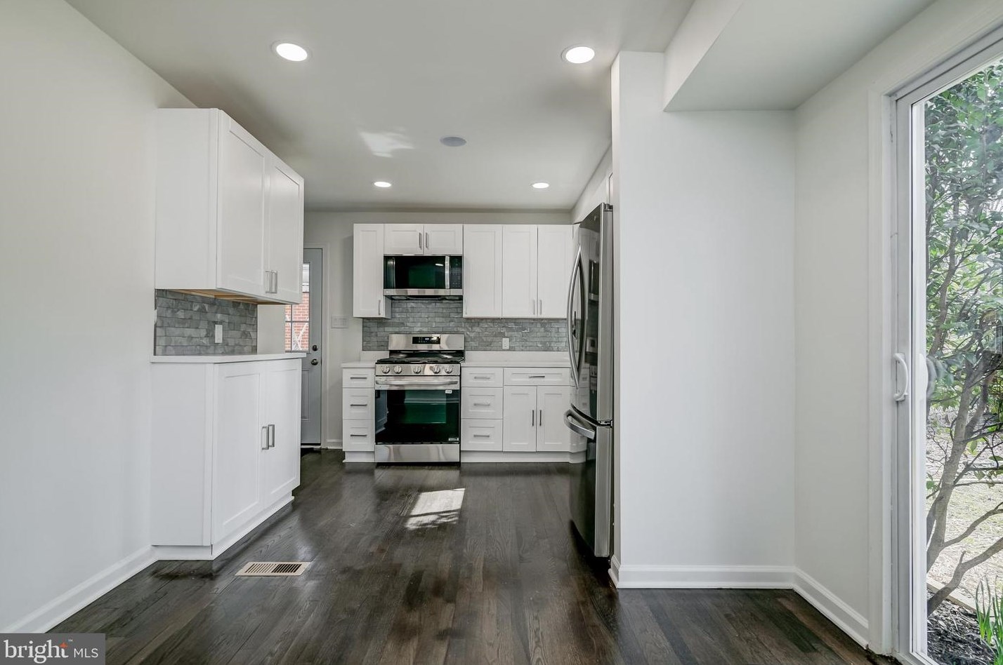 814 Orange Dr, Silver Spring MD 20901-1002 exterior