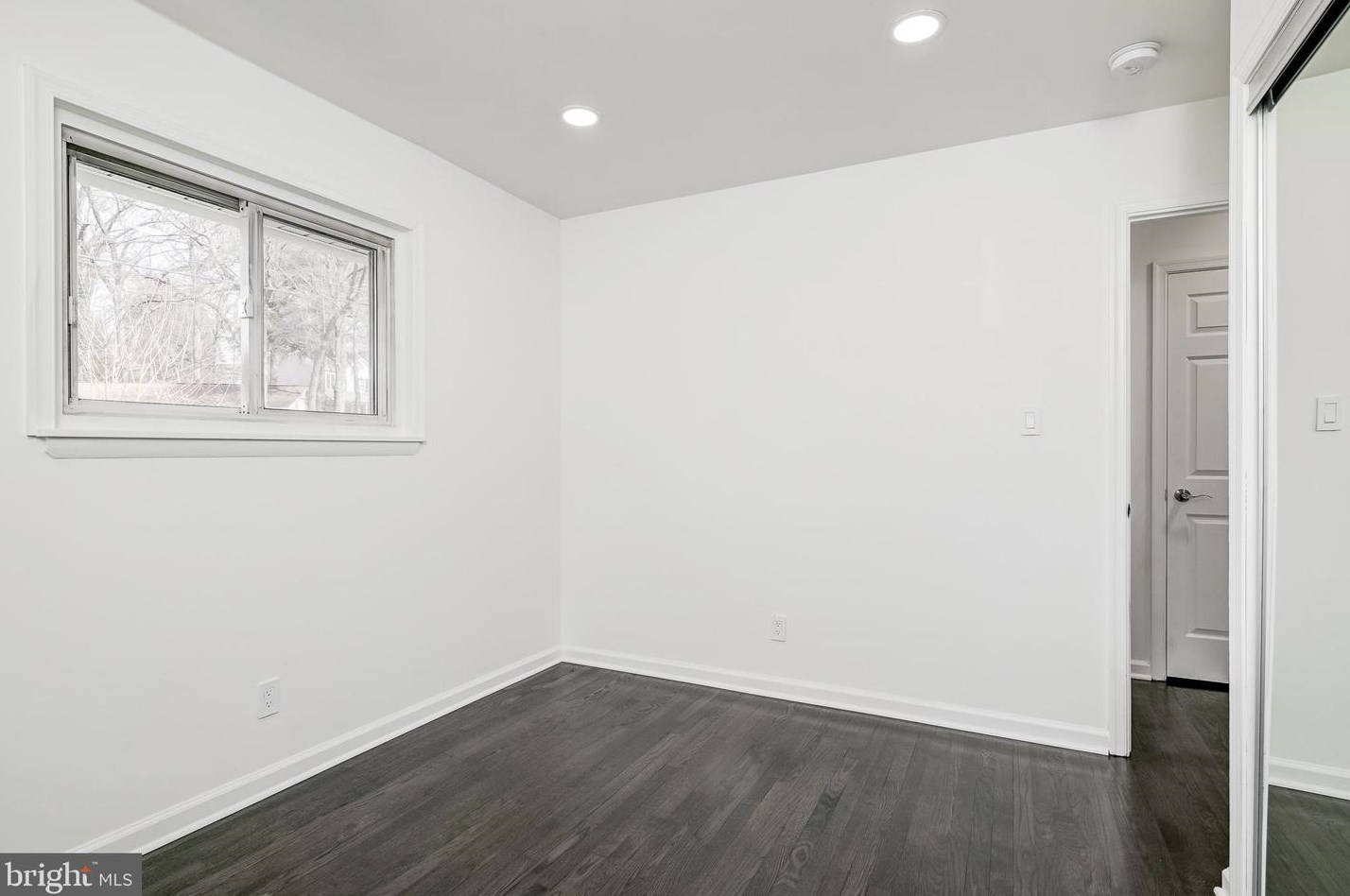 814 Orange Dr, Silver Spring MD 20901-1002 exterior