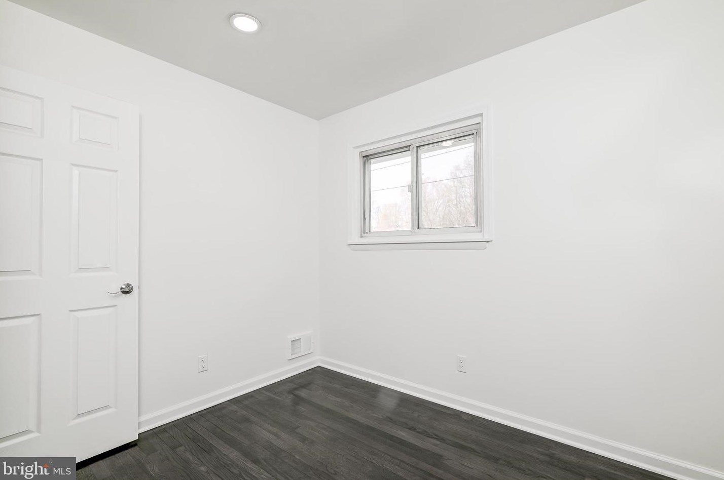 814 Orange Dr, Silver Spring MD 20901-1002 exterior