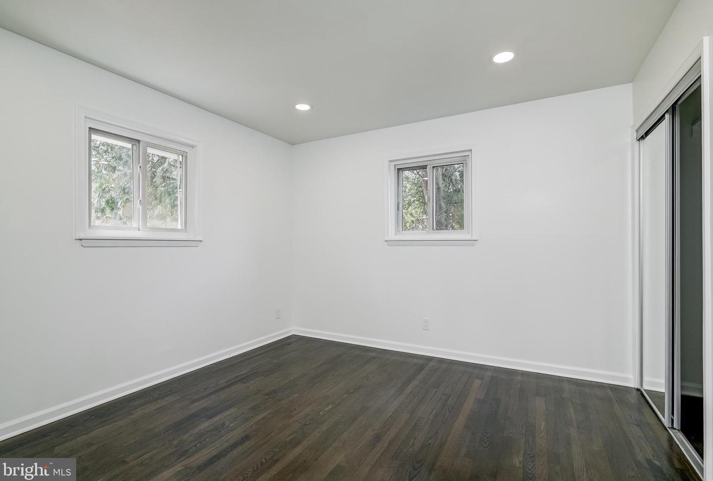 814 Orange Dr, Silver Spring MD 20901-1002 exterior