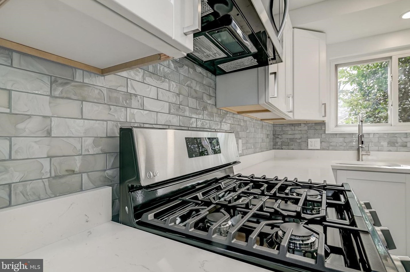 814 Orange Dr, Silver Spring MD 20901-1002 exterior