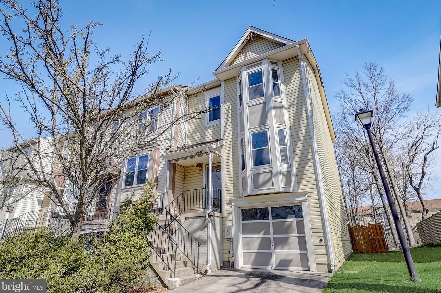 2906 Schoolhouse Cir, Silver Spring, MD 20902-2558