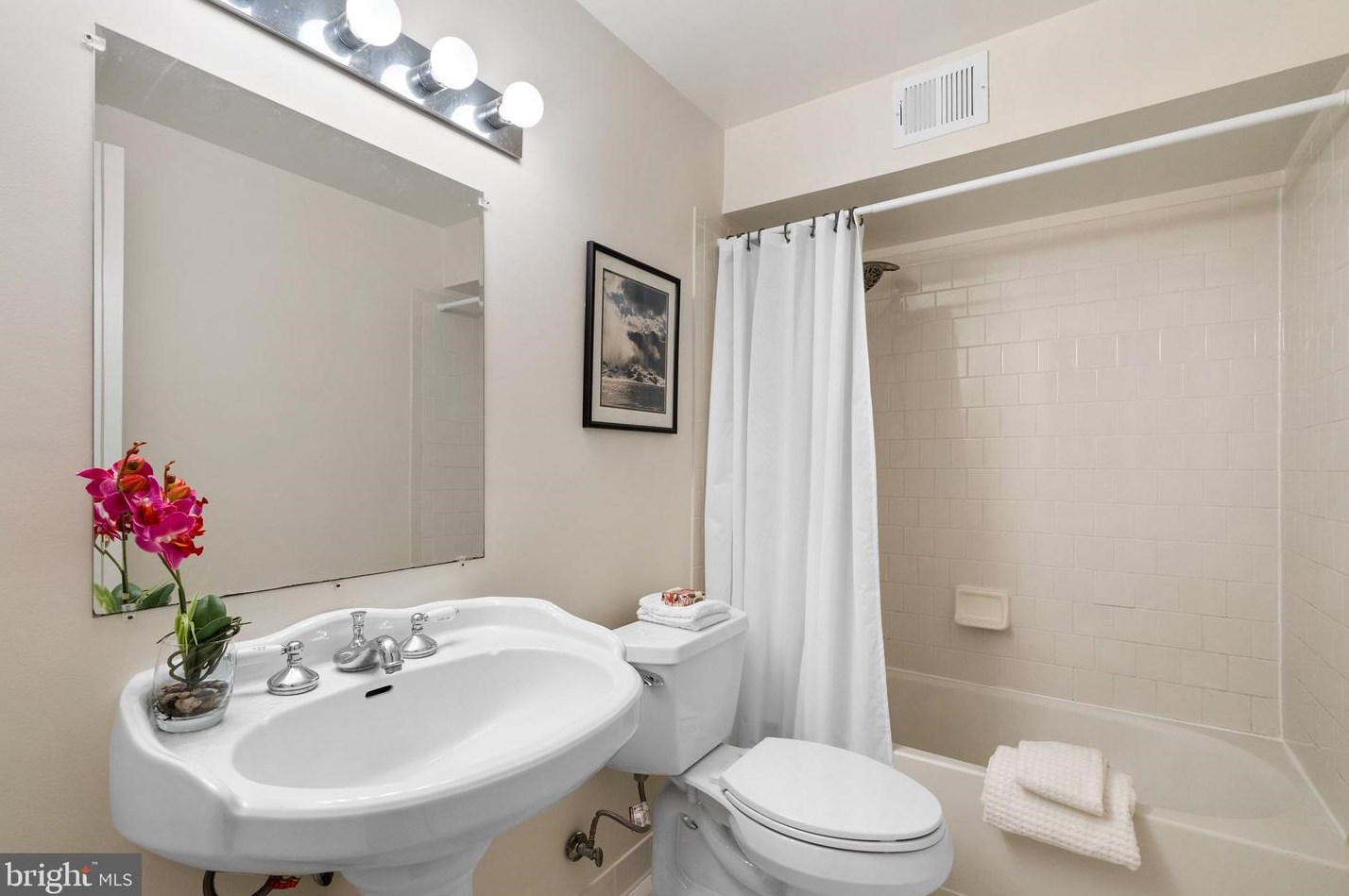 1708 Ladd St, Silver Spring MD 20902-3521 exterior