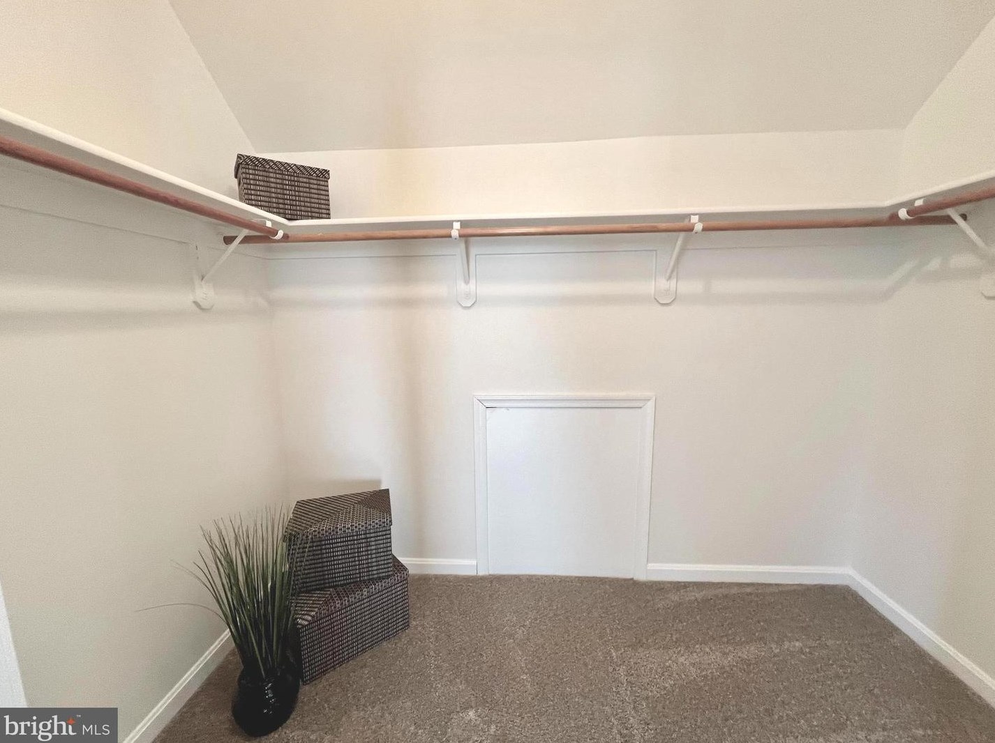 1708 Ladd St, Silver Spring MD 20902-3521 exterior