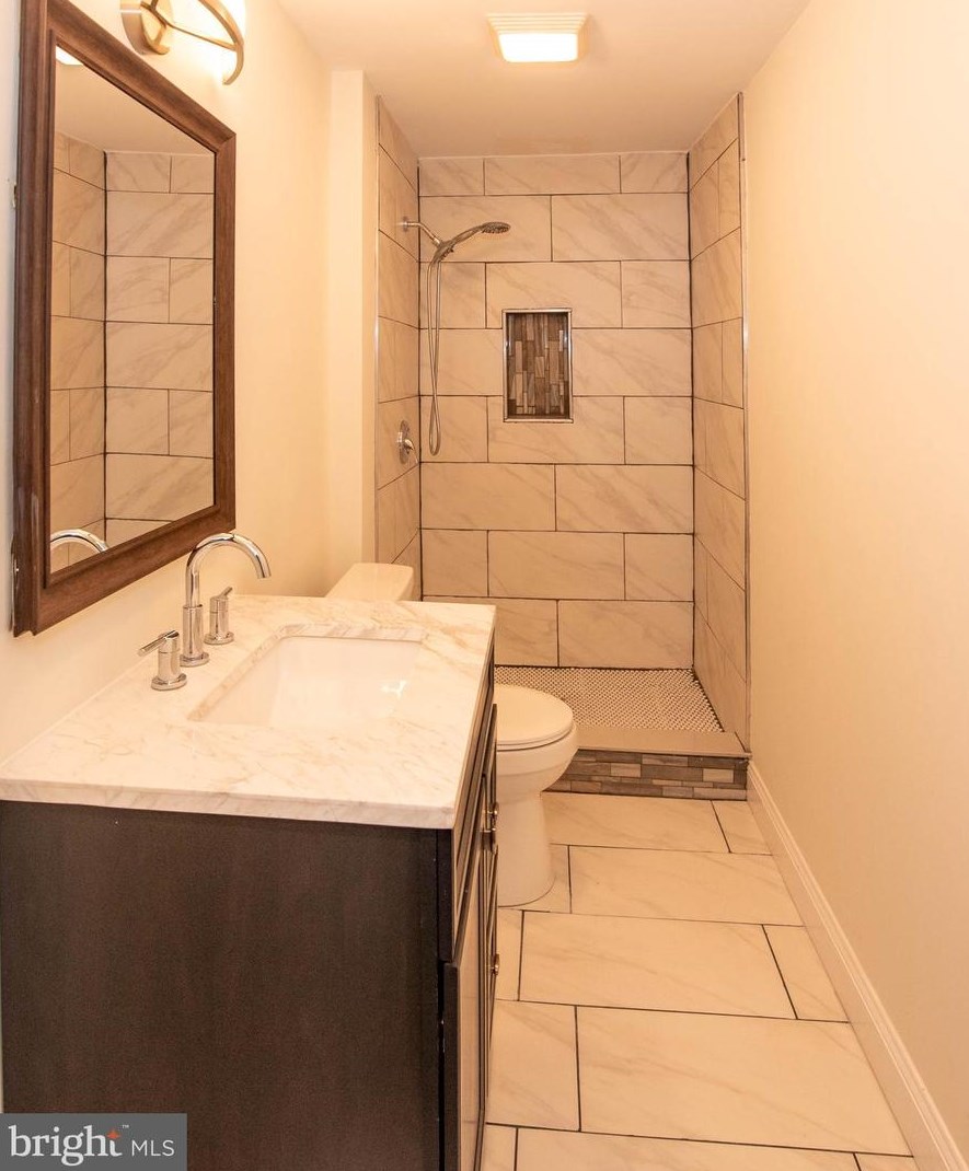 827 Philadelphia Ave, Silver Spring MD  20910-4935 exterior