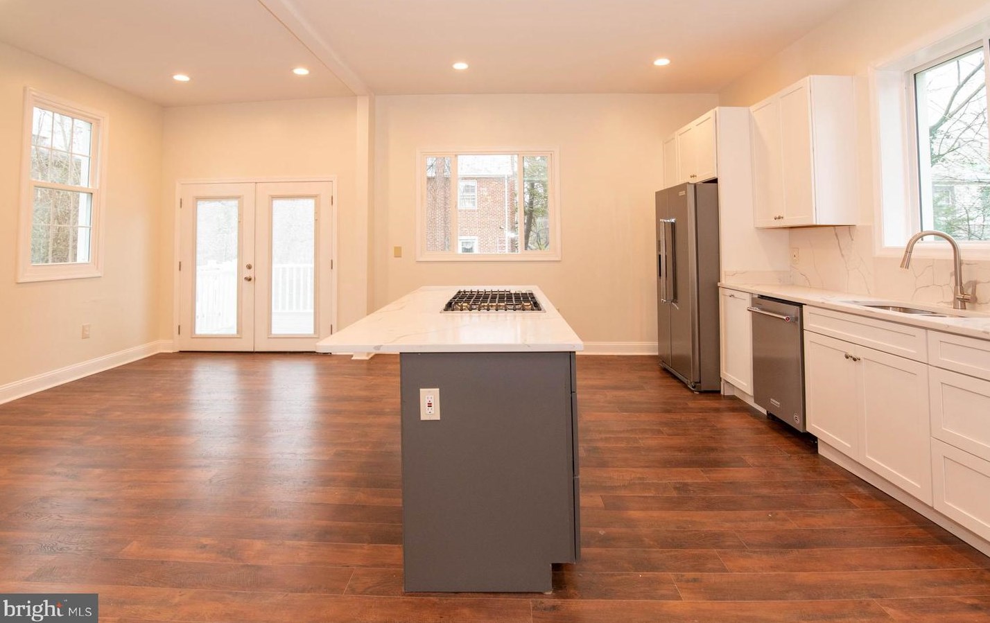 827 Philadelphia Ave, Silver Spring MD  20910-4935 exterior