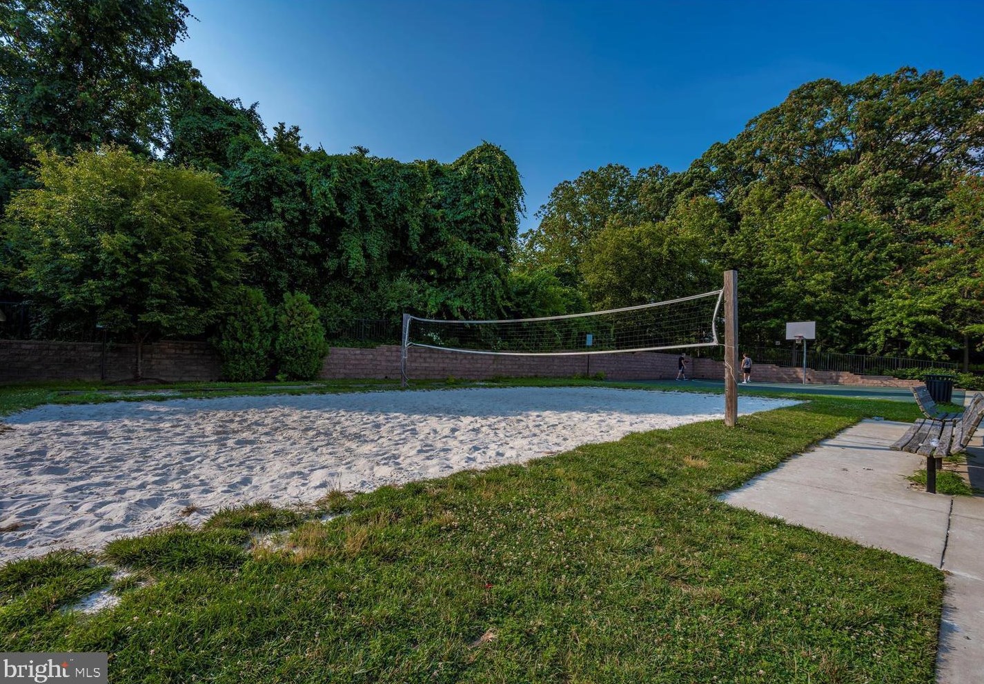 410 Orchard Ridge Dr, Gaithersburg MD  20878-7800 exterior