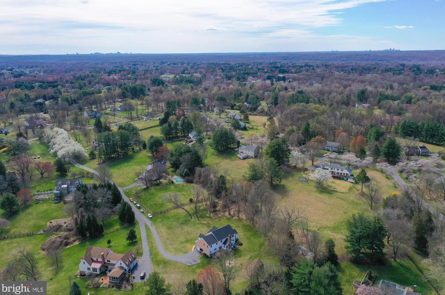 13424 Query Mill Rd, Gaithersburg MD  20878-3962 exterior