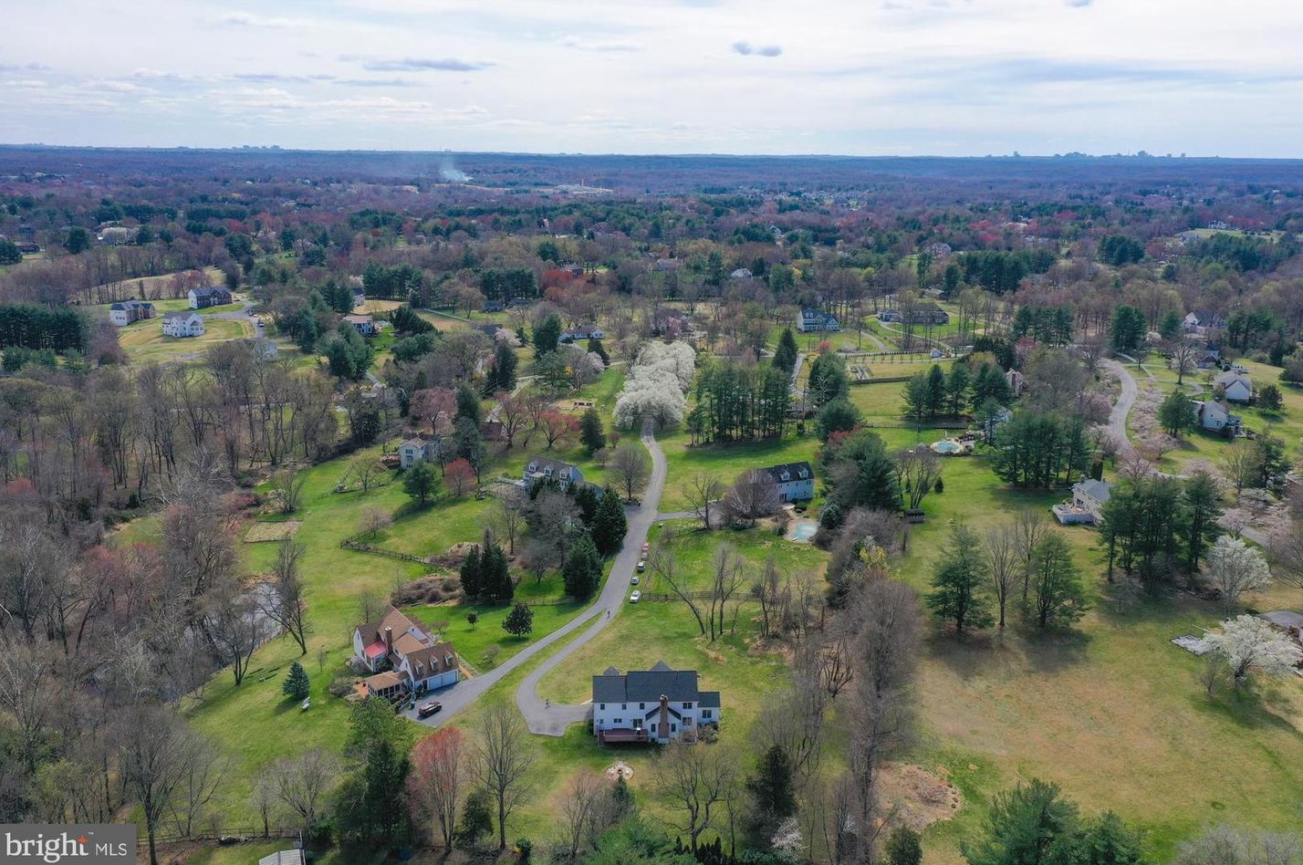 13424 Query Mill Rd, Gaithersburg MD  20878-3962 exterior