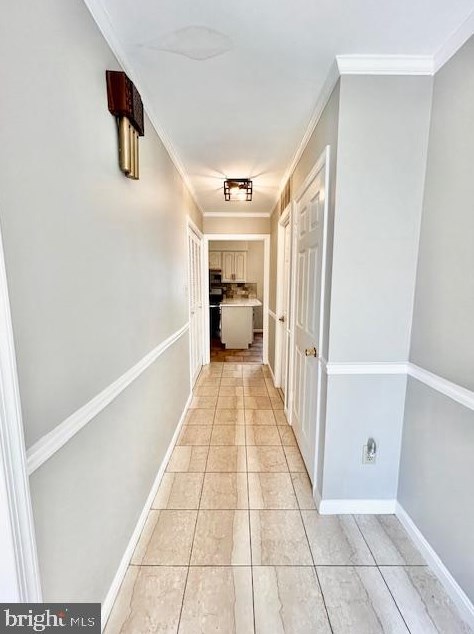 1409 Winding Waye Ln, Silver Spring MD  20902-1451 exterior