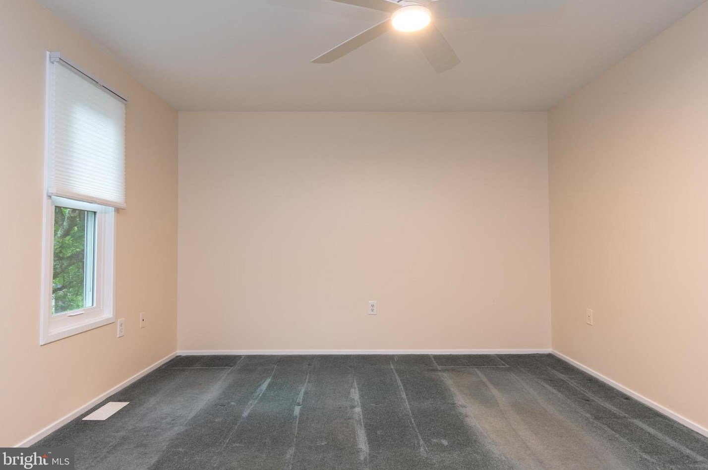 10722 Lester St, Silver Spring MD 20902-3760 exterior