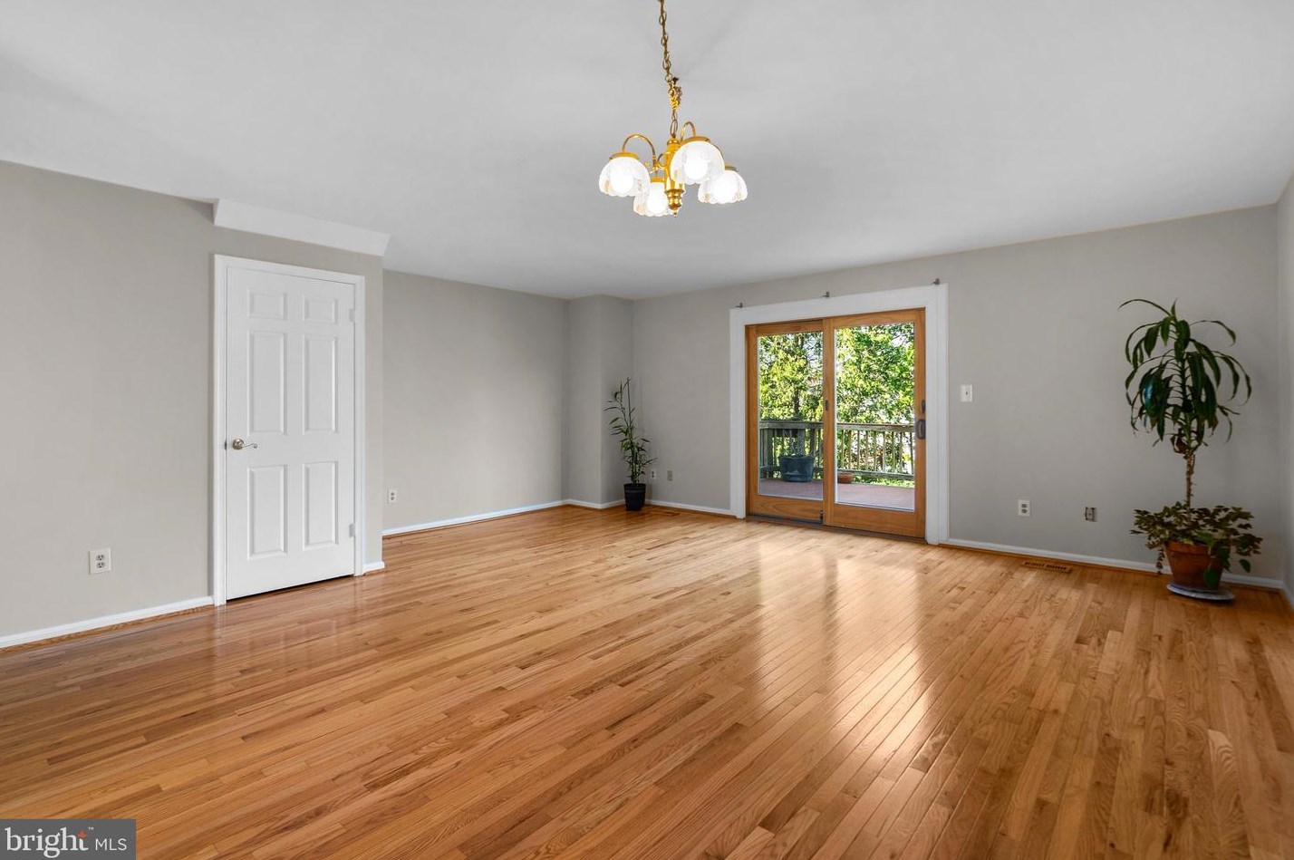 91 Travis Ct, Gaithersburg MD  20879-3315 exterior