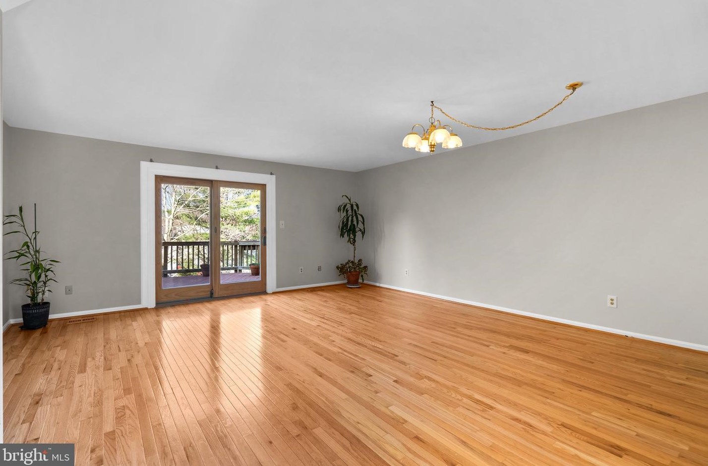 91 Travis Ct, Gaithersburg MD  20879-3315 exterior