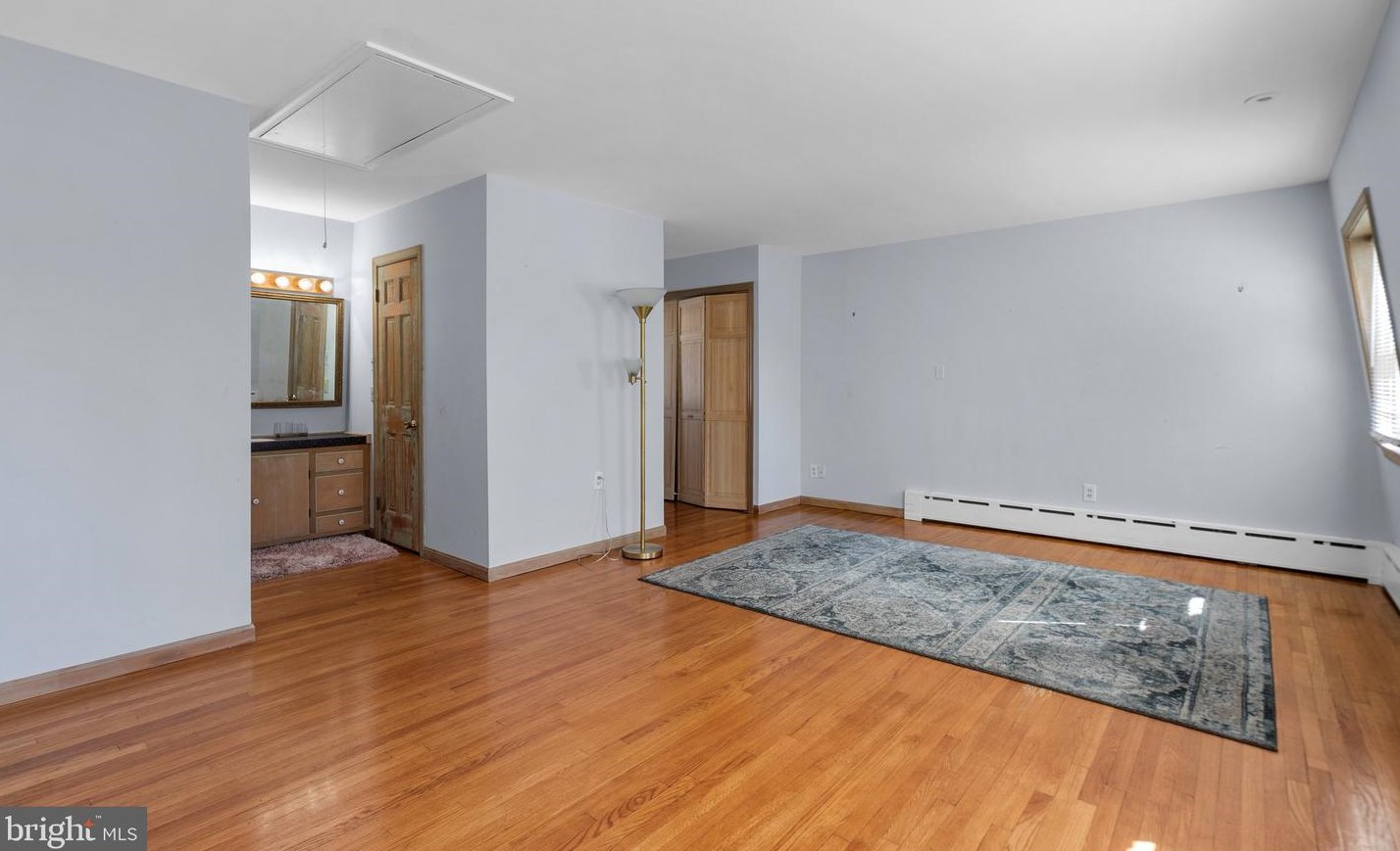 9102 Darnestown Rd, Rockville MD  20850-3106 exterior