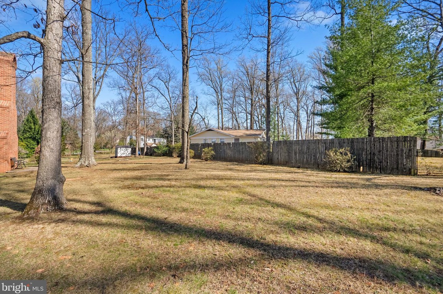 9102 Darnestown Rd, Rockville MD  20850-3106 exterior