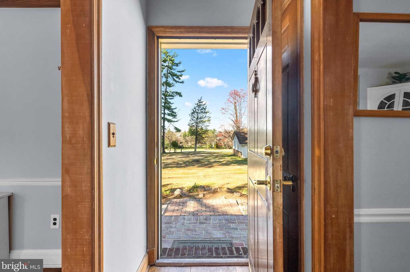 9102 Darnestown Rd, Rockville MD  20850-3106 exterior