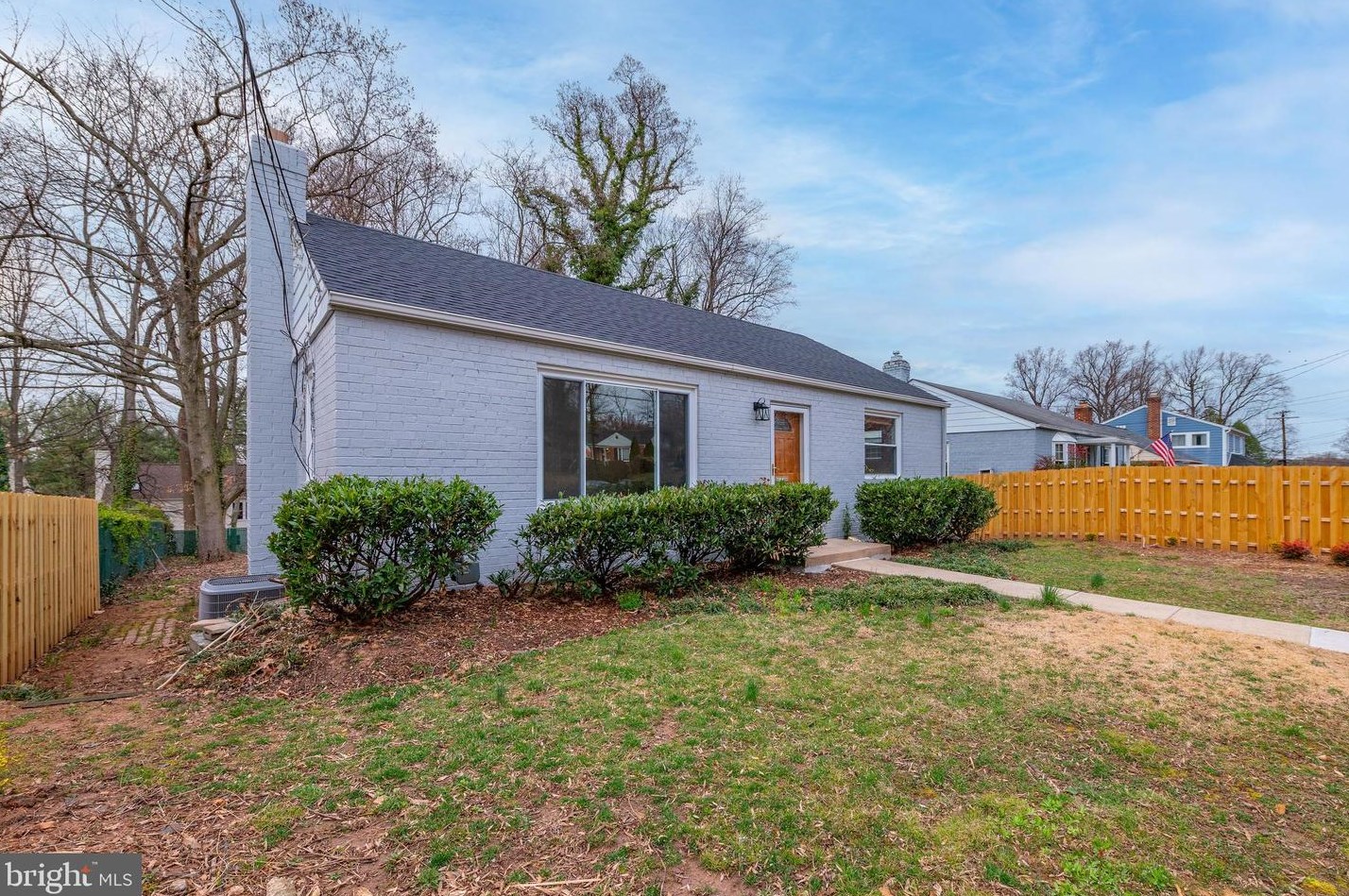 11528 Soward Dr, Silver Spring, MD 20902