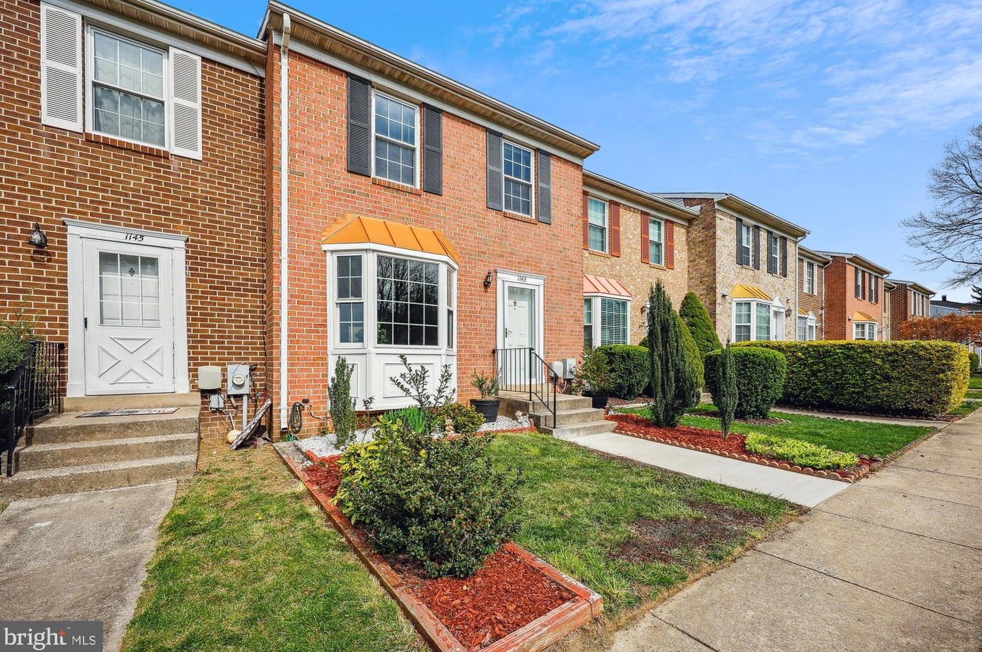 1143 Knoll Mist Ln, Gaithersburg, MD 20879-3228