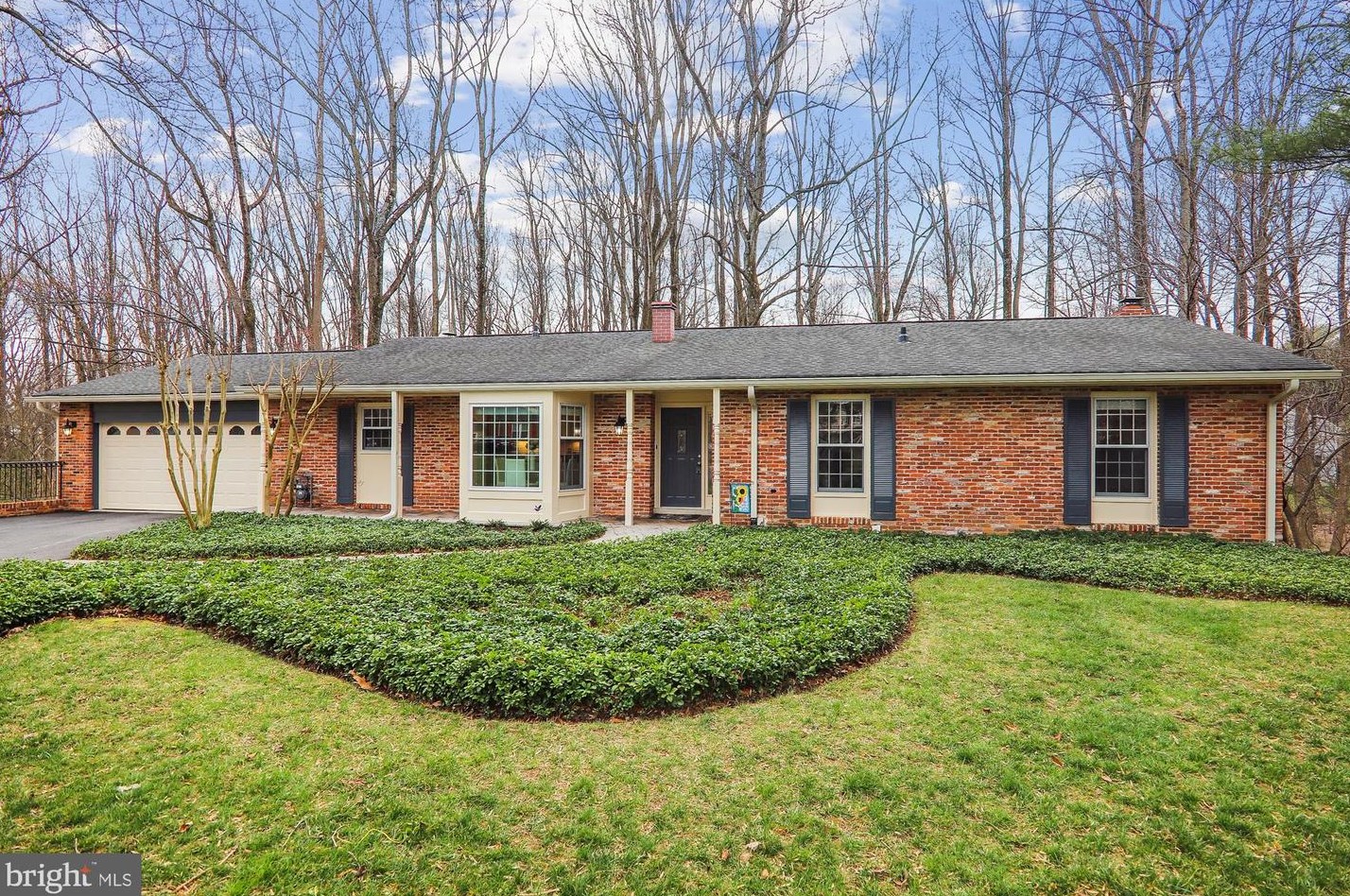 11700 Auth Ln, Silver Spring, MD 20902