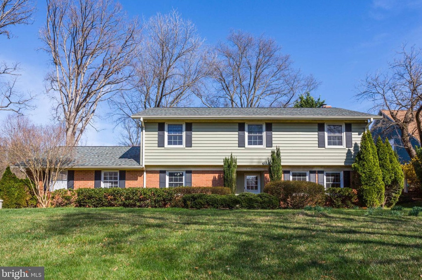 21415 Uppermont Ln, Gaithersburg, MD 20882-4873