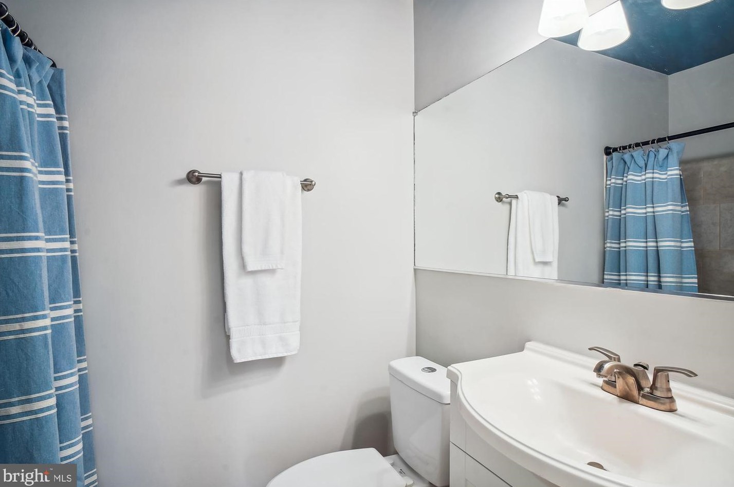 118 Tulip Dr, Gaithersburg MD  20877-2029 exterior