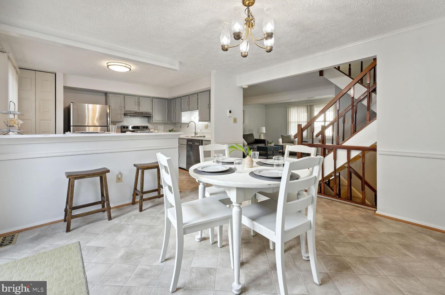 212 Whitcliff Ct, Gaithersburg MD  20878-2744 exterior
