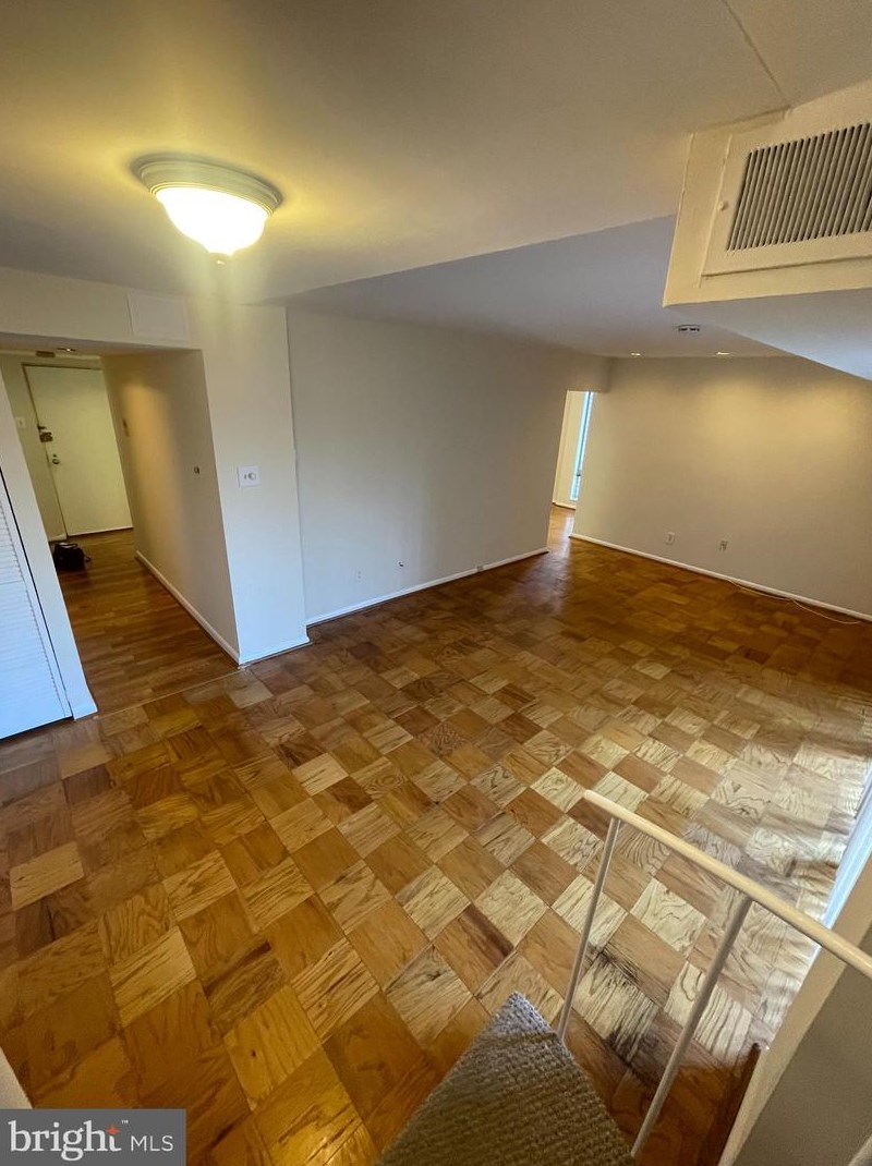 9900 Georgia Ave #27-218, Silver Spring, MD 20902