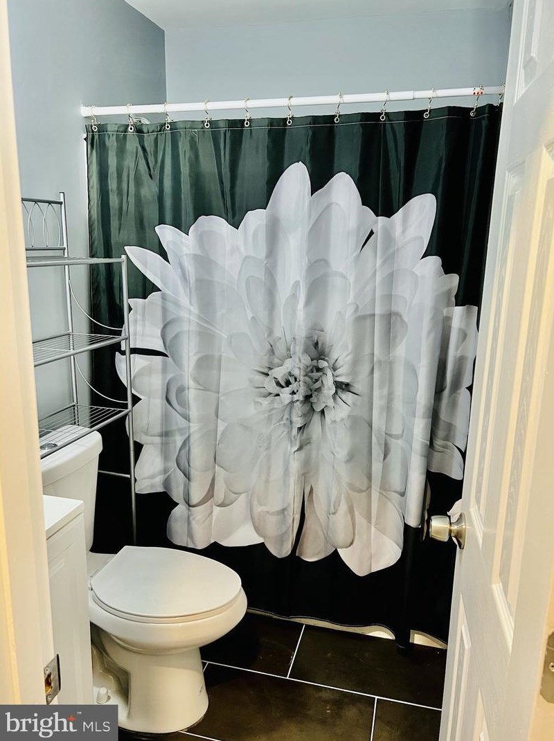 9821 Brookridge Ct, Gaithersburg MD 20886-1108 exterior