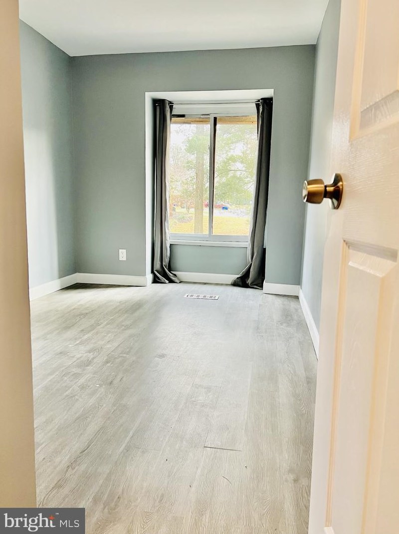 9821 Brookridge Ct, Gaithersburg MD 20886-1108 exterior