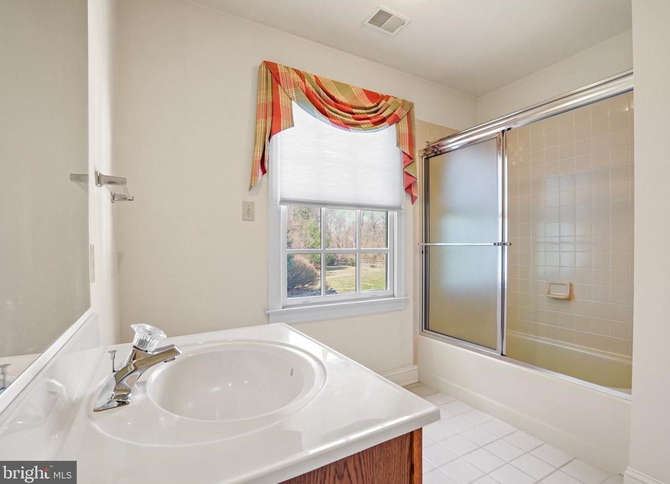 13422 Query Ml Rd, Gaithersburg MD 20878-3962 exterior