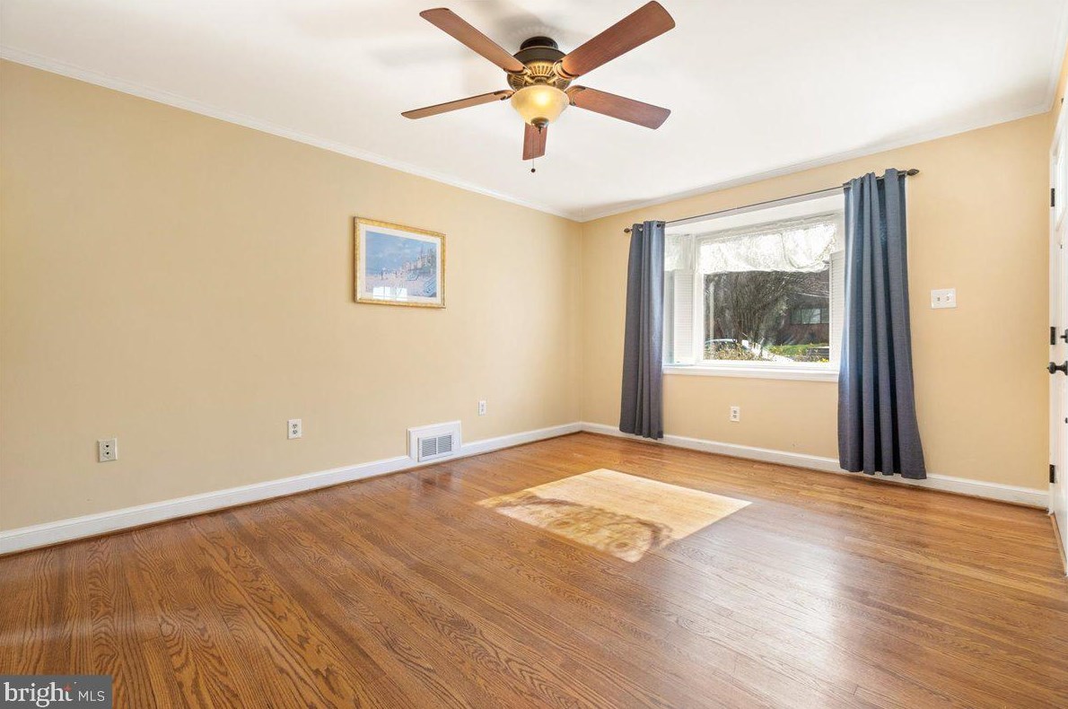 10026 Brunett Ave, Silver Spring MD 20901-2204 exterior