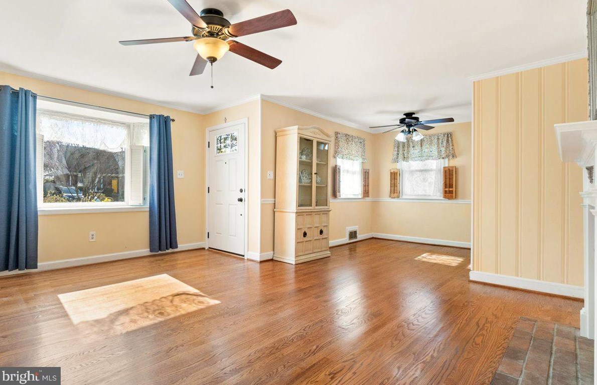 10026 Brunett Ave, Silver Spring MD 20901-2204 exterior