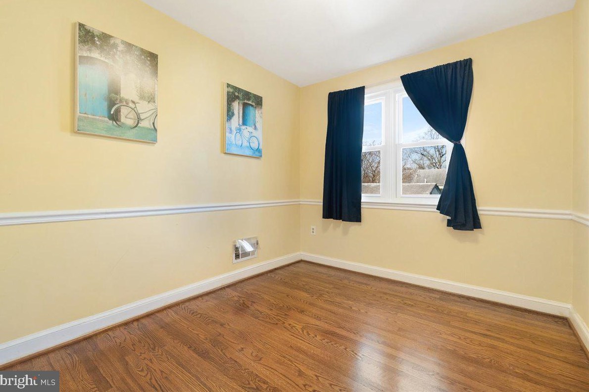 10026 Brunett Ave, Silver Spring MD 20901-2204 exterior