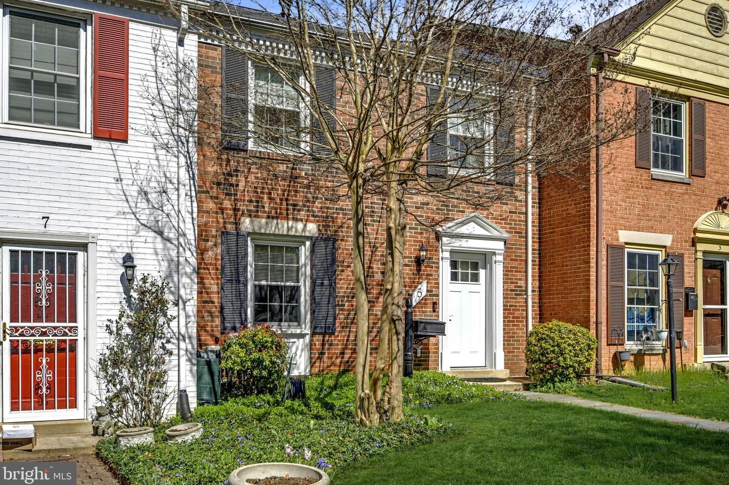 5 Rye Ct, Gaithersburg MD  20878-1901 exterior